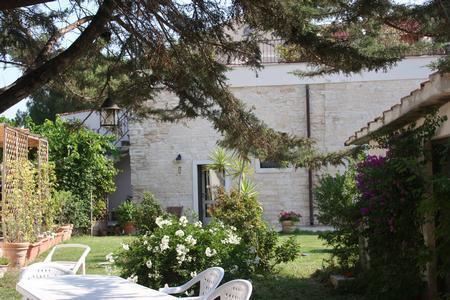 Albarosa Bed and Breakfast Ruvo di Puglia Rum bild